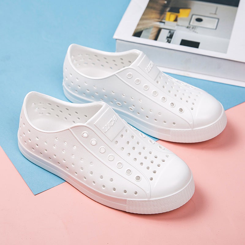 2024 Children'S New Hole Shoes Eva Lightweight Non-Slip Solid Color Garden Shoes For Boys And Girls 25-35 - Image 1