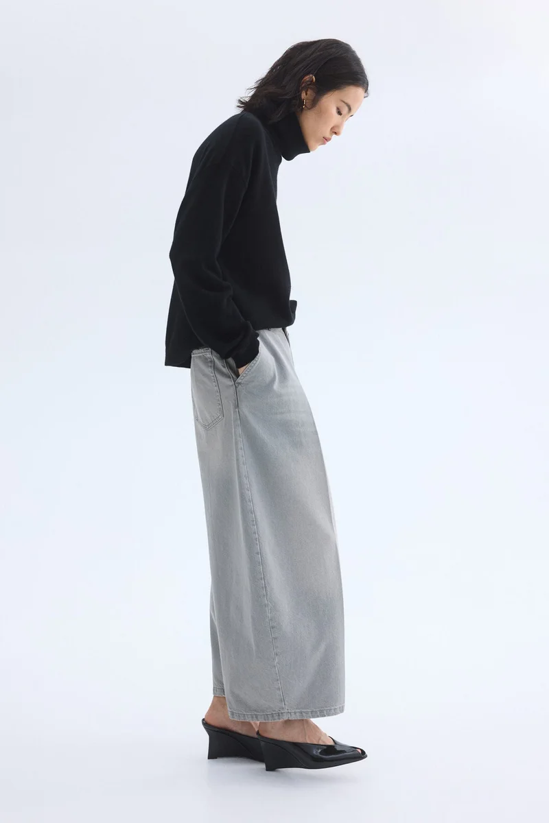 اتش اند ام جينز بخصر عادي وقصة ساق باريل