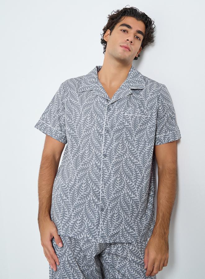 Styli Men Leaf Print Relaxed Fit Shirt and Pyjama Set - Image 2