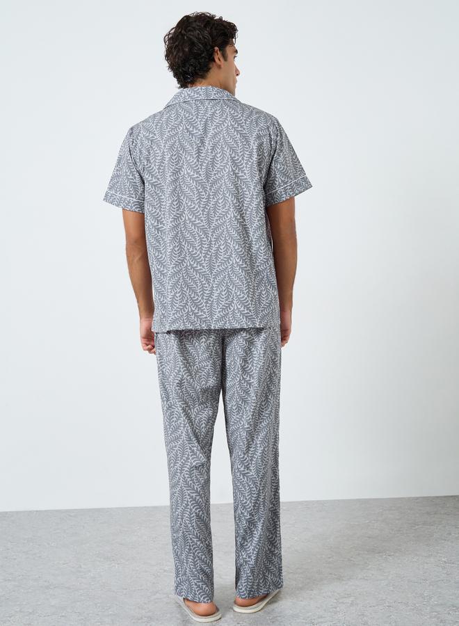 Styli Men Leaf Print Relaxed Fit Shirt and Pyjama Set - Image 4