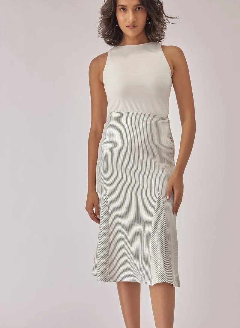 ذا ليبل لايف White Godet Panel Skirt