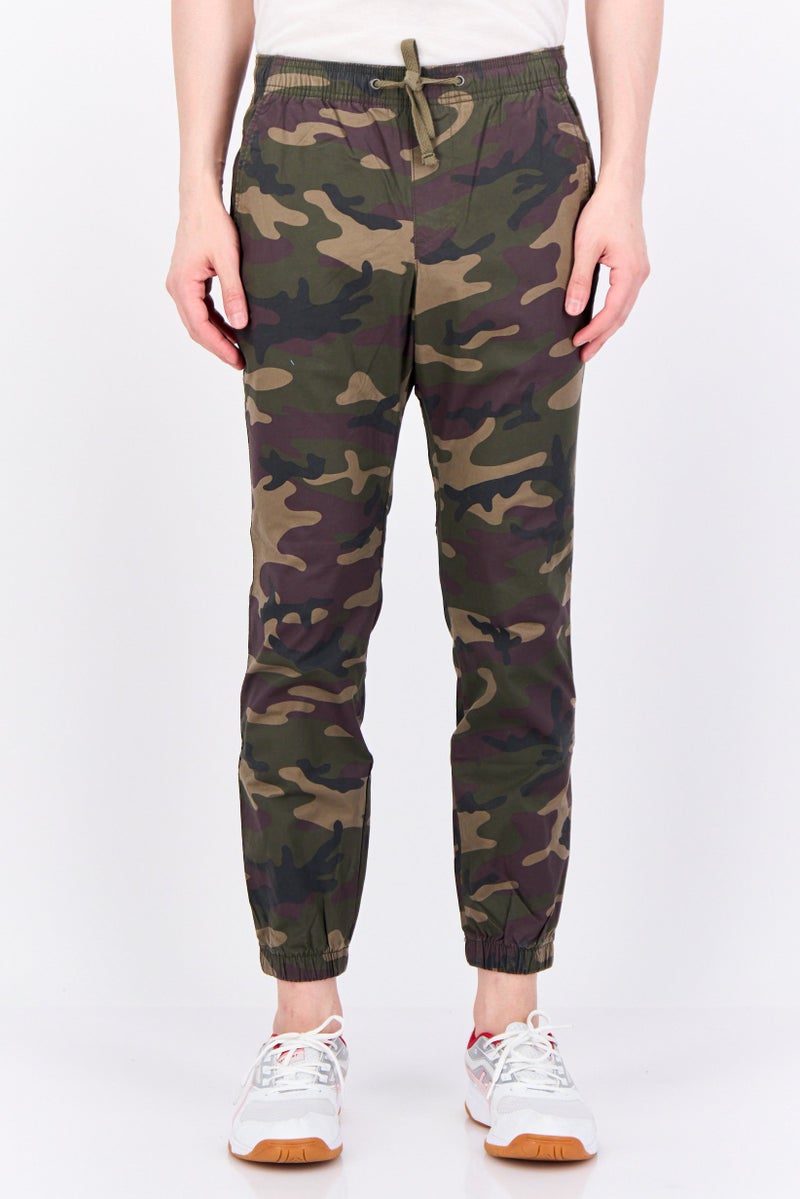 GAP Men Regular Fit Camouflage Jogger Pants, Green Combo - Image 1