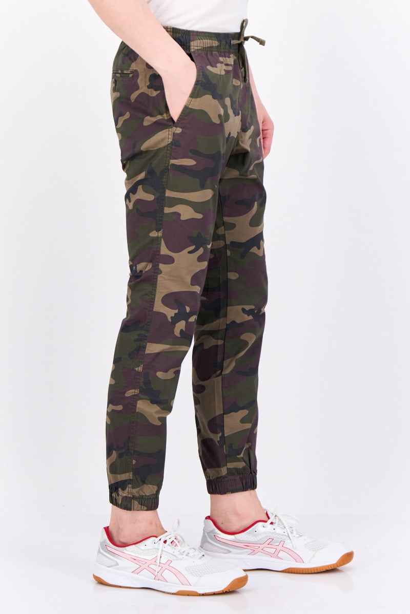 GAP Men Regular Fit Camouflage Jogger Pants, Green Combo - Image 2