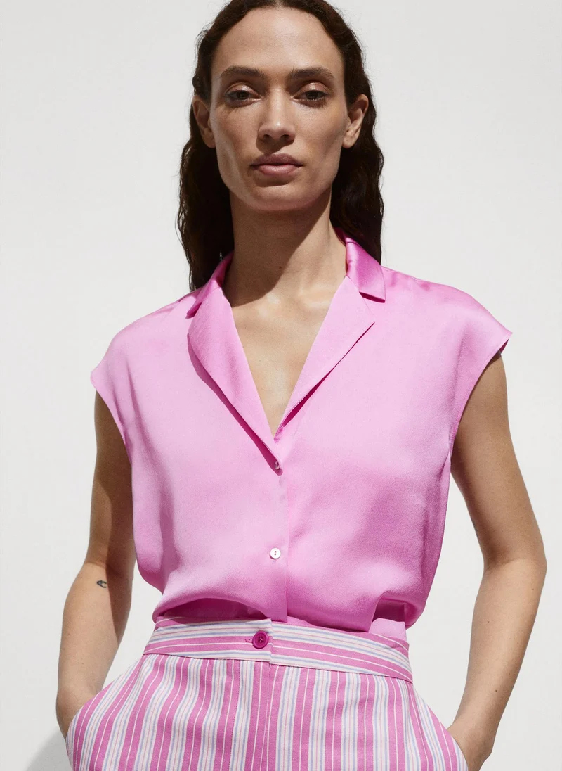 مانجو Casual Satin Finish Flowy Shirt
