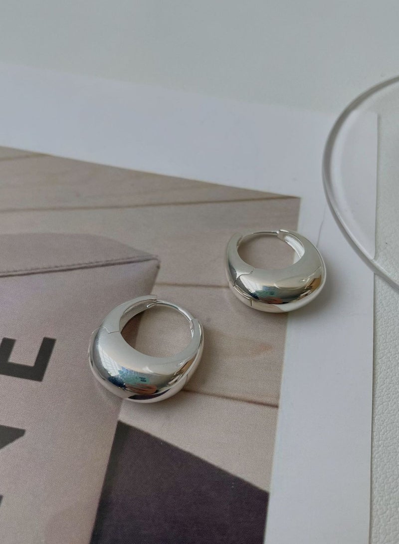 Ambers 925 Sterling Silver Curved Oval Simplicity And Fashion Earring  - Image 3