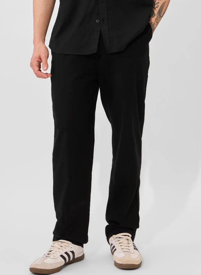 ذا سوليد ستور The Souled Store Men Straight Fit Solid Black Pants