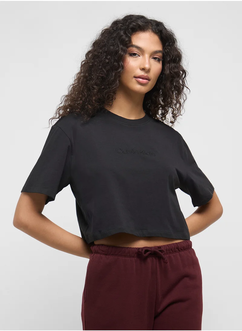 كالفن كلاين Essential Oversized Crop Sleep T-Shirt