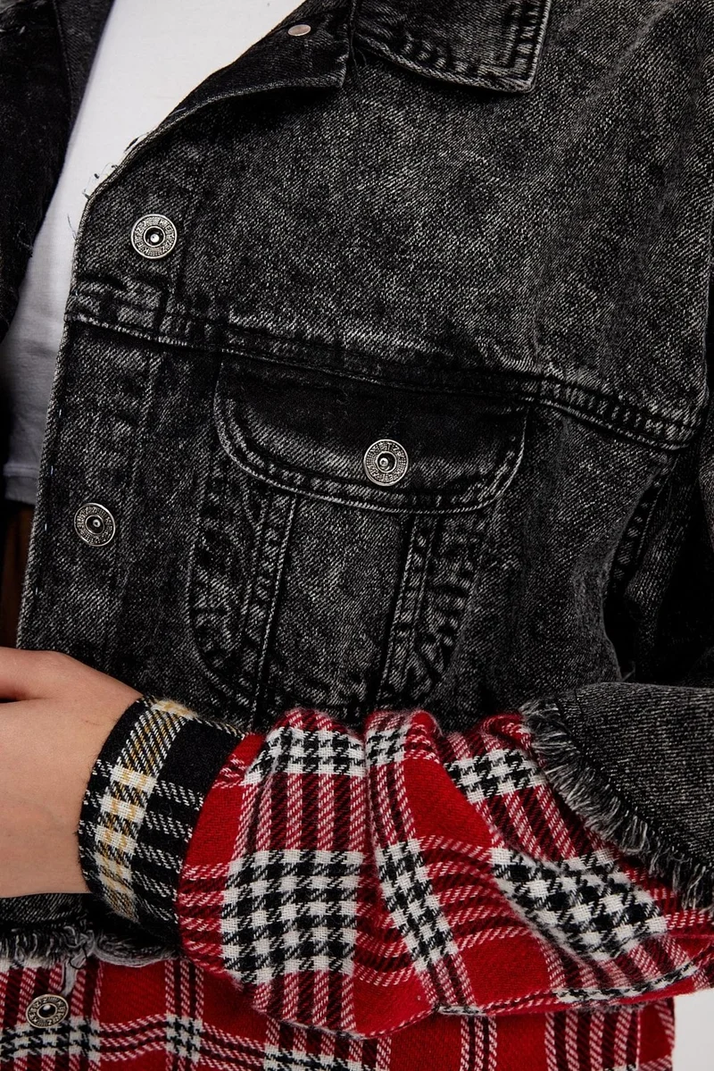 Alexandergardi Special Collection Garnished Denim Jacket (AG-3020)