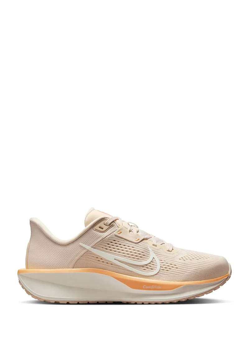 Nike Quest 6