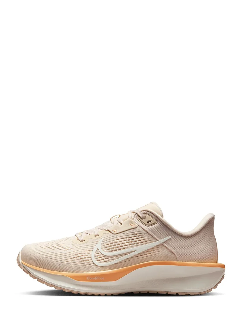 Nike Quest 6