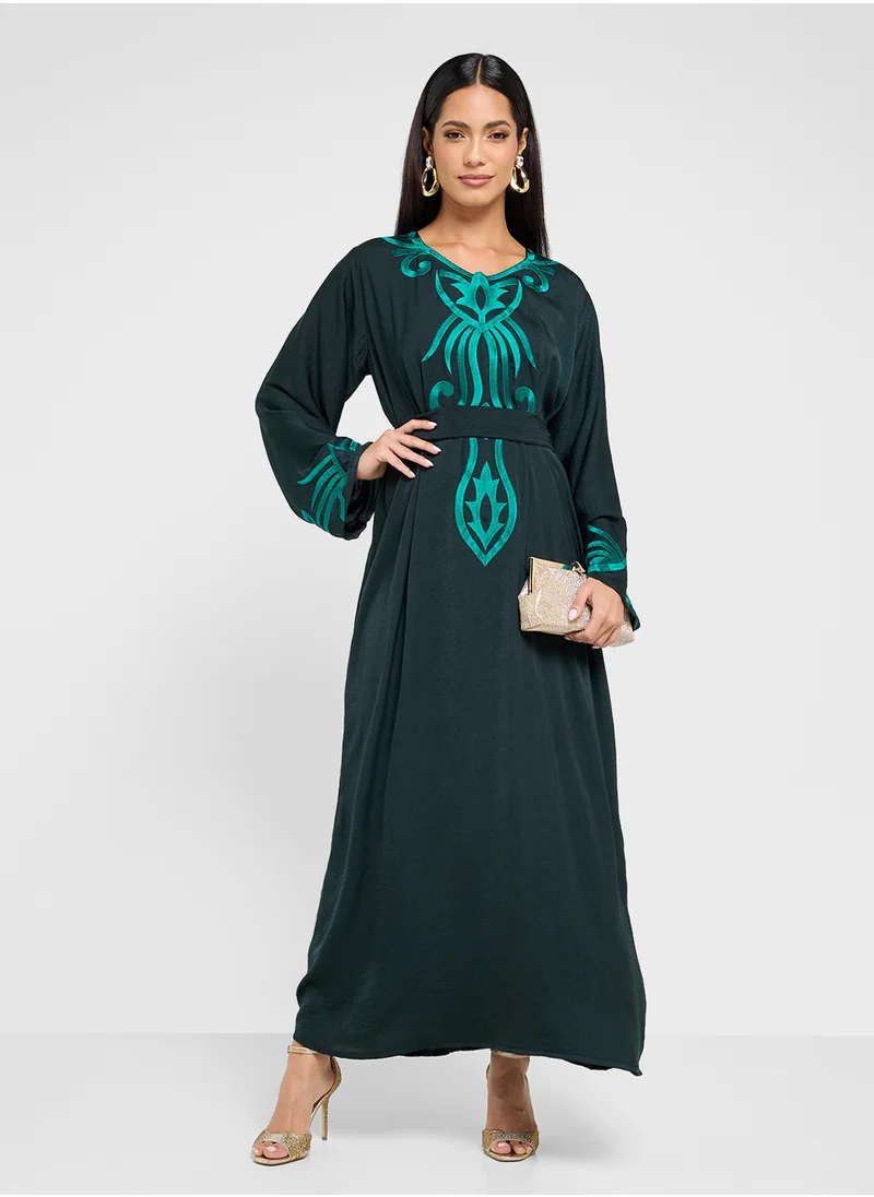 hayas closet Emroidered Belted Jalabiya