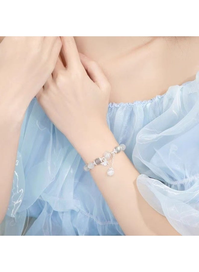 تشوميل سوار مرن من كريستال الياقوت الأزرق مع قلادة فراشة فضية ولمسات متدلية - أناقة هادئة لراحة يومية - Image 3