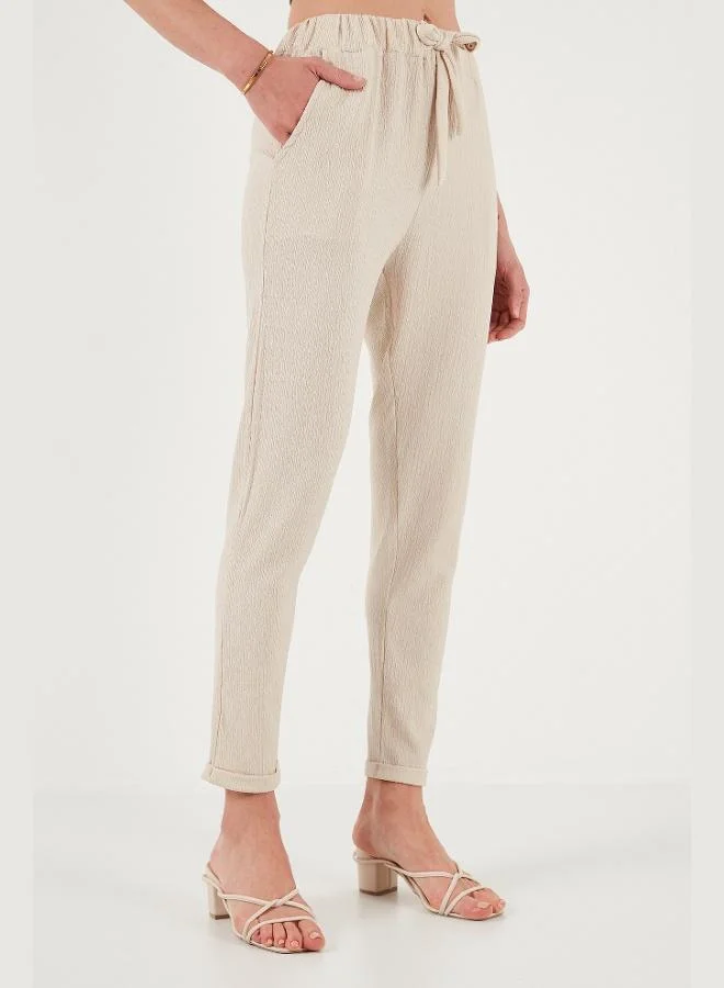 Lela Lela Waist-Tied Pocketed Short-Leg Slim-Fit Trousers Women's TROUSERS 5869017