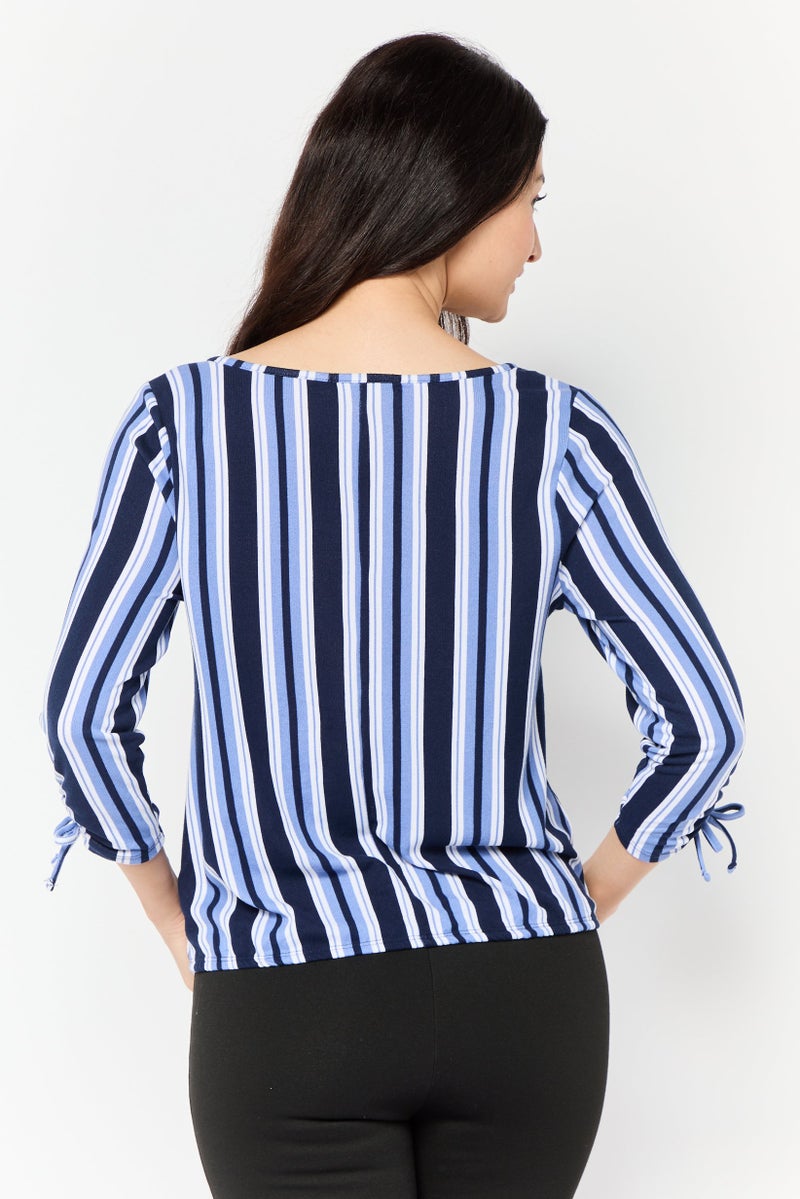 ADRIENNE VITTADINI بلوزة نسائية بياقة دائرية وأكمام 3/4 مخططة، متعددة الألوان - Image 3