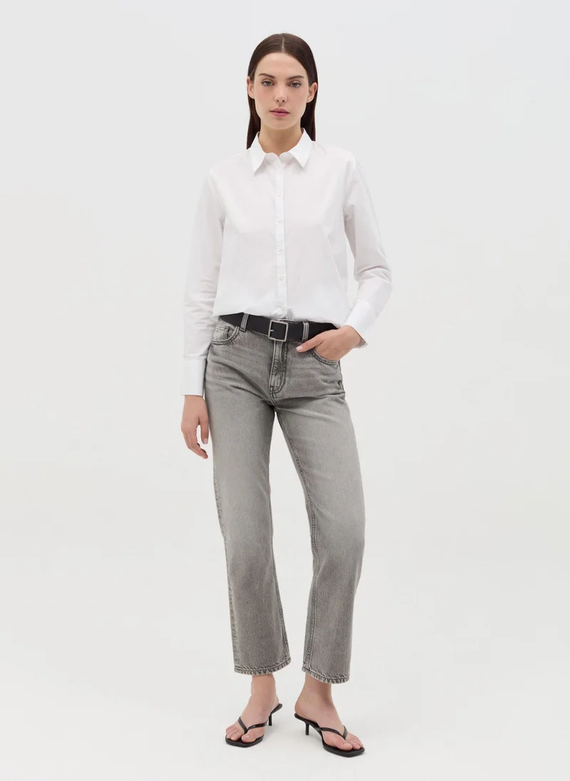 او في اس Off White