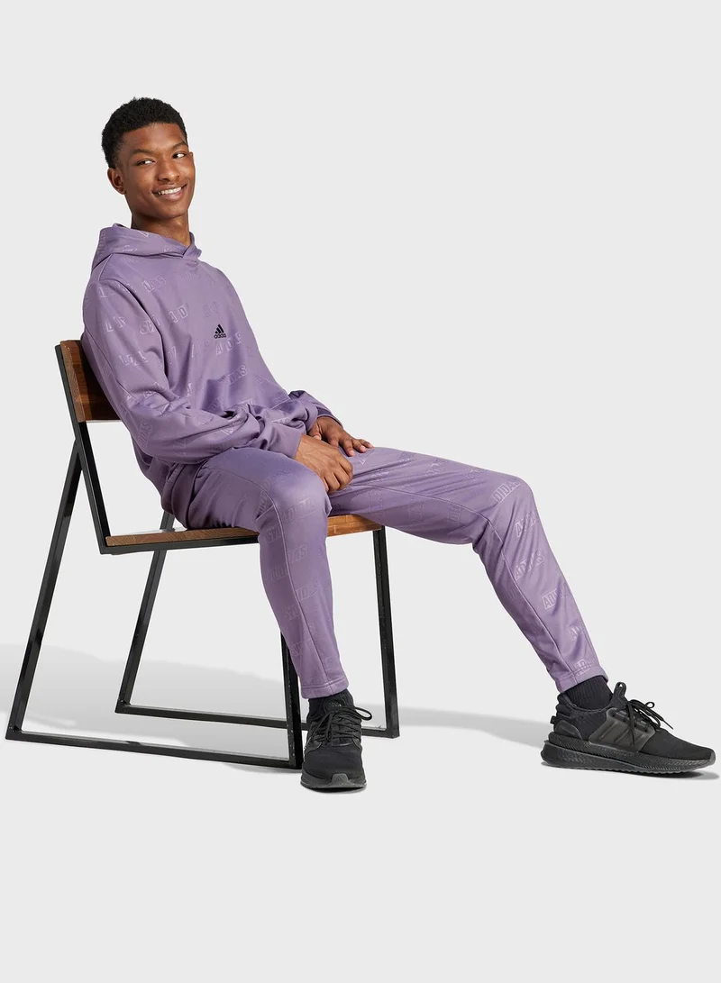 adidas بنطال كيو 4 بشعار كبير