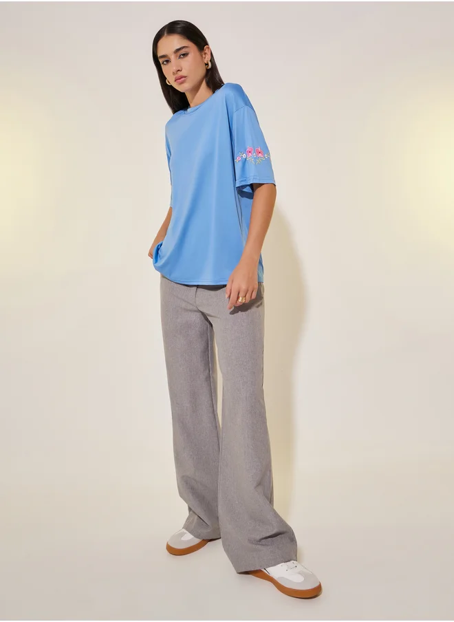 تايك تو Take Two Round Neck Short Sleeve Embroidered T-Shirt
