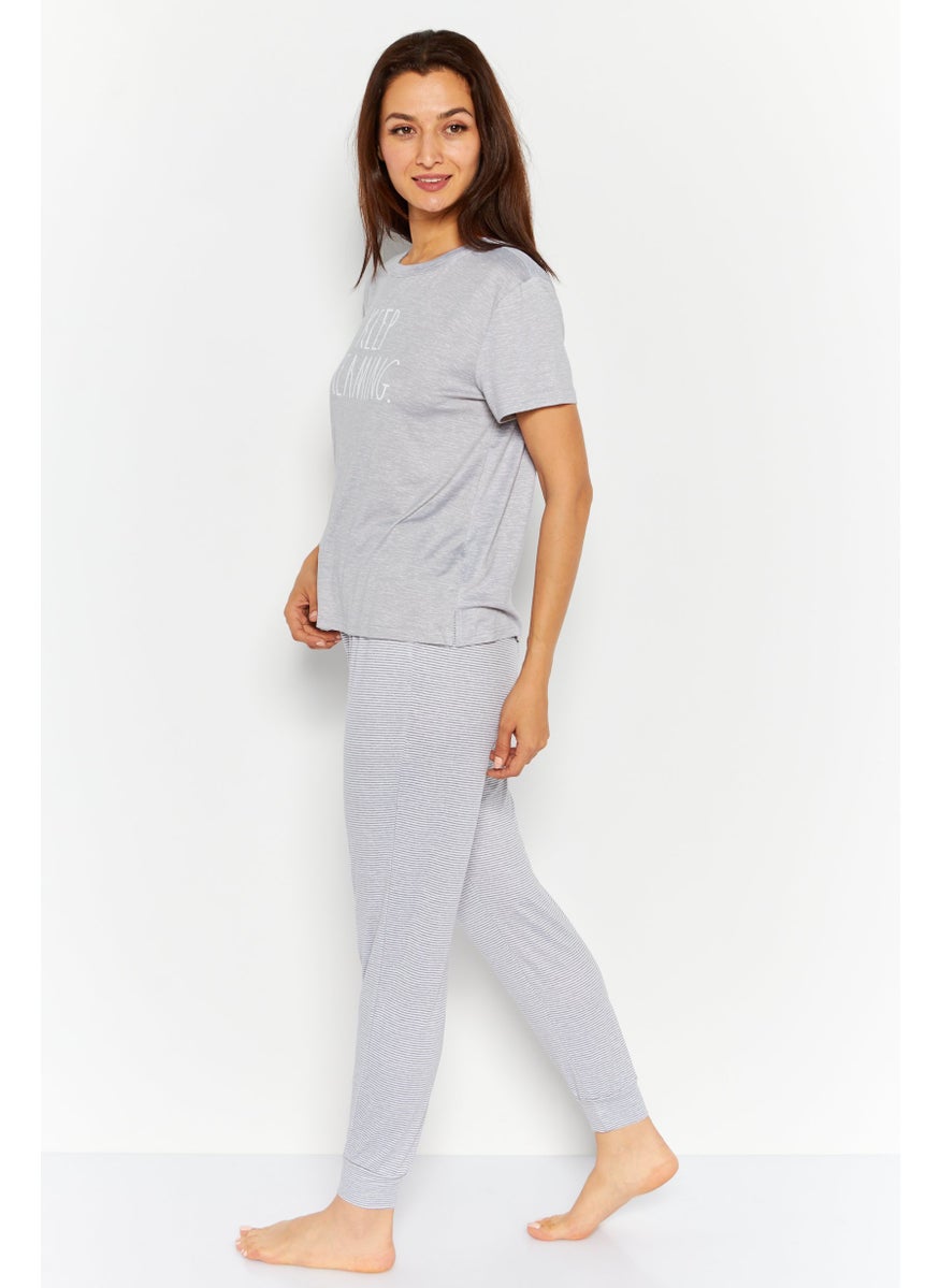 Rae Dunn - Women 2 Pieces Graphic Pyjama Set, Heather Grey - Image 1