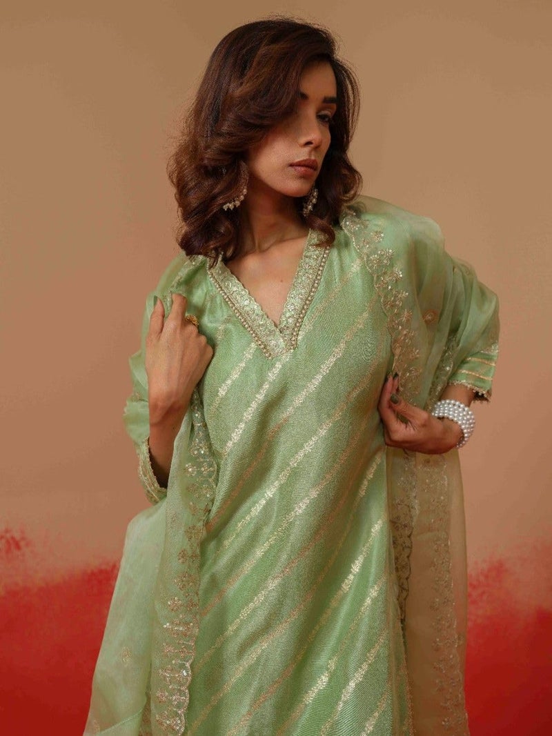 Kaari Women's Embroidered Kurti Set with Dupatta | Ethnic Suits with Embellished Dupatta | Everyday and Festive Kurti Set for Women|Green|M - Image 3