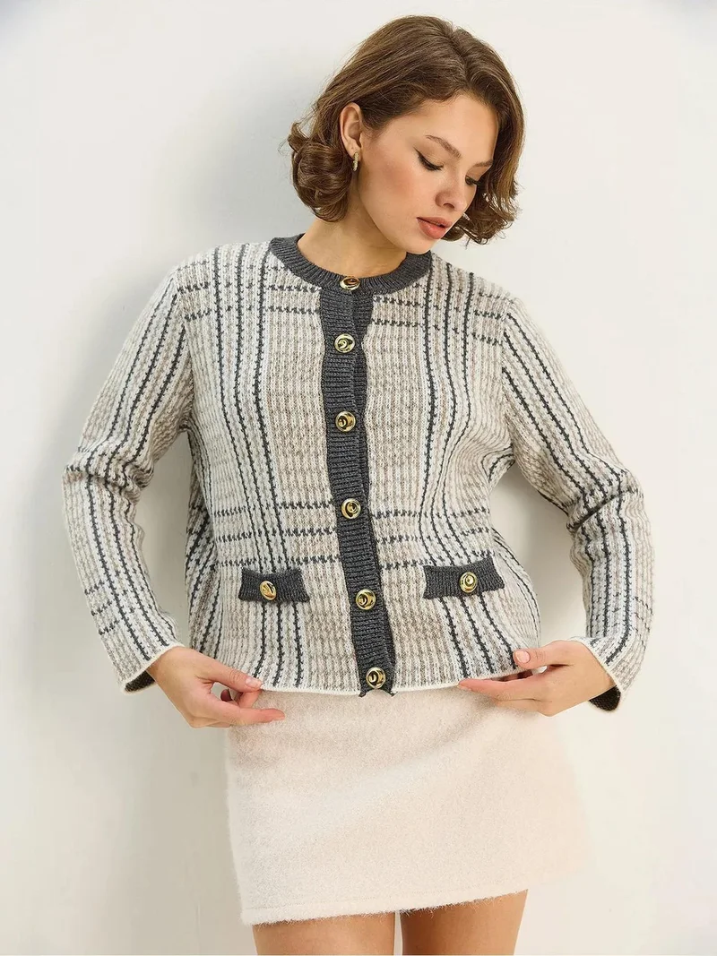 Bianco Lucci LUCCI Plaid Button-Up Knit Cardigan