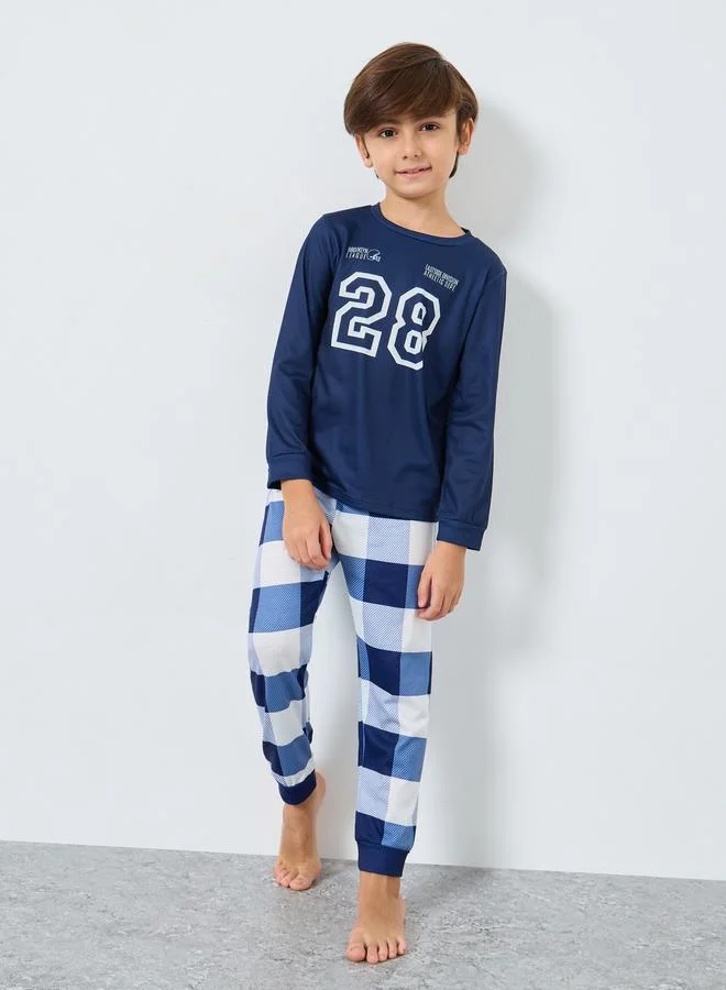 ستايلي طقم تيشيرت مطبوع بأكمام طويلة مع بنطال