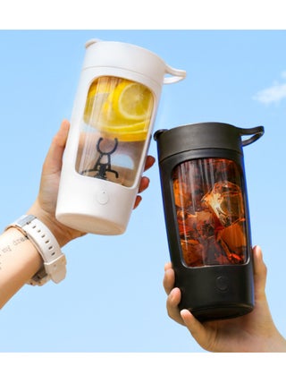 650ml Electric Protein Shaker Cup Auto Juicer Coffee Mixing Mug Shake Mixer Drink Bottle Gym Powder Blender drink bottles with caps (Pink, White) - pzsku/Z5CBEB9029BDD627E5721Z/45/_/1719069508/a03f891d-64be-4c58-b71e-87102e12cb3c