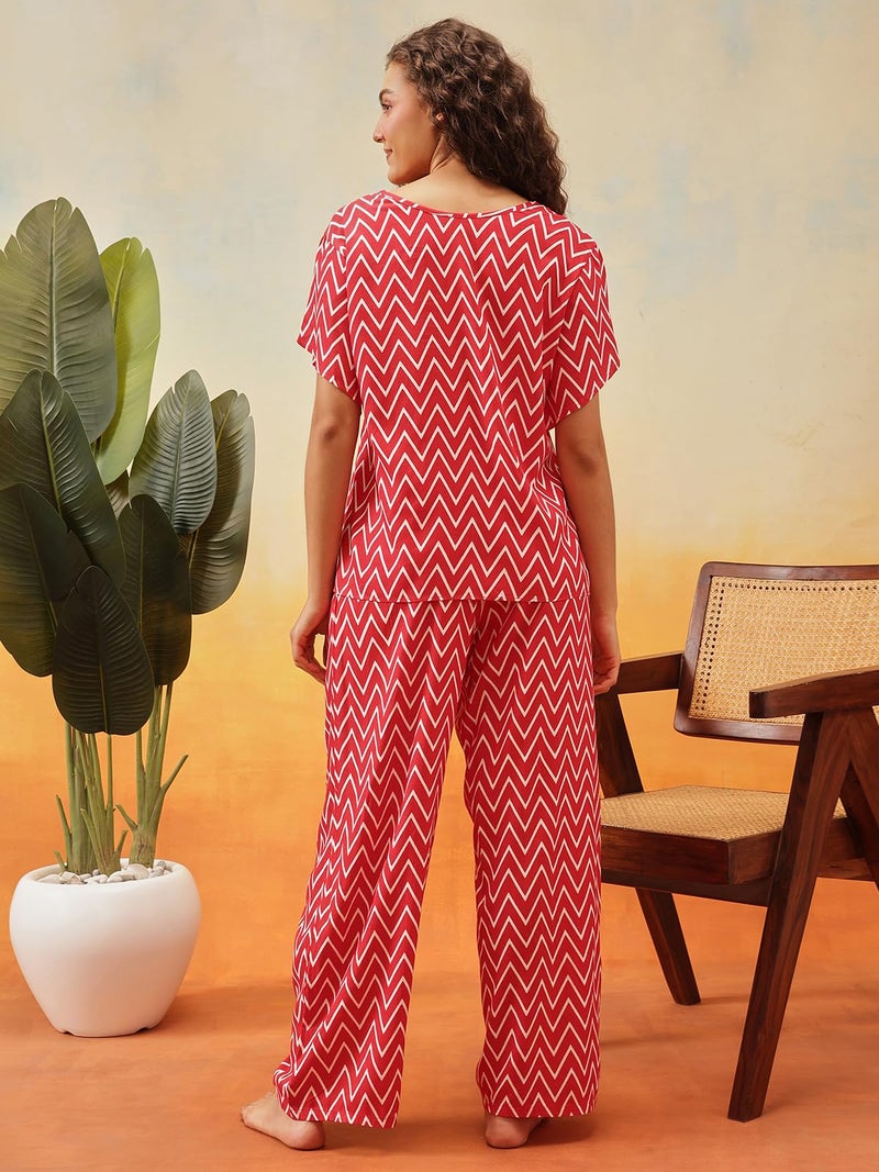 Clovia Women's Crepe Sassy Printed Top & Pyjama Set (LS0534D04_Red_XL) - Image 3