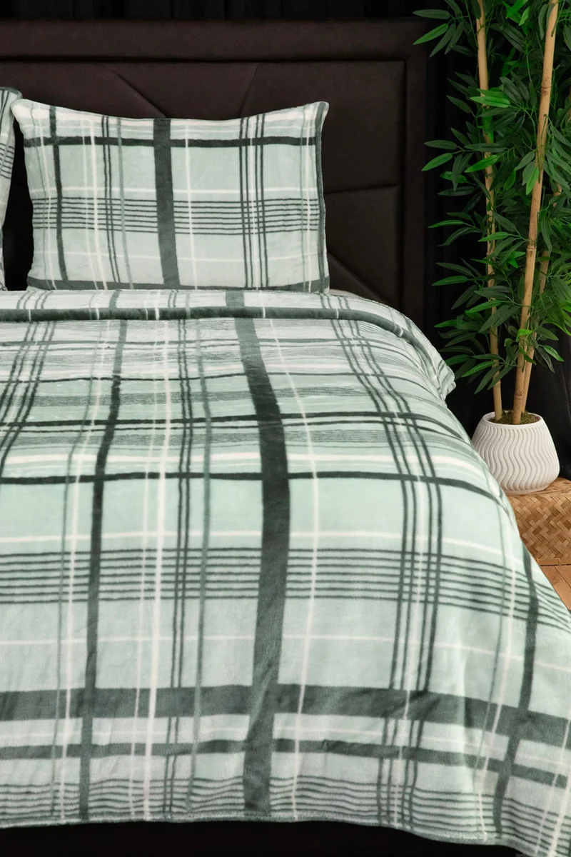فافورا 3 Piece Woolly Double Blanket Bedspread Set - Green