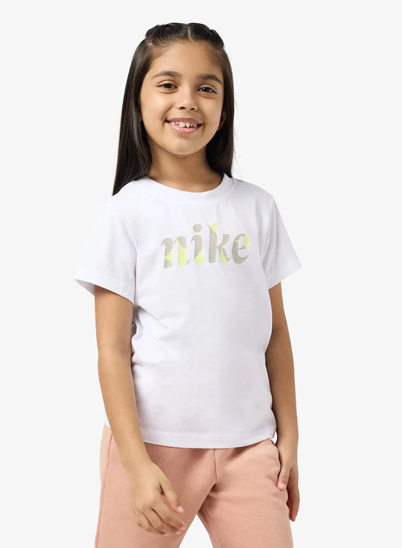 Nike Kids Essential Logo T-Shirt