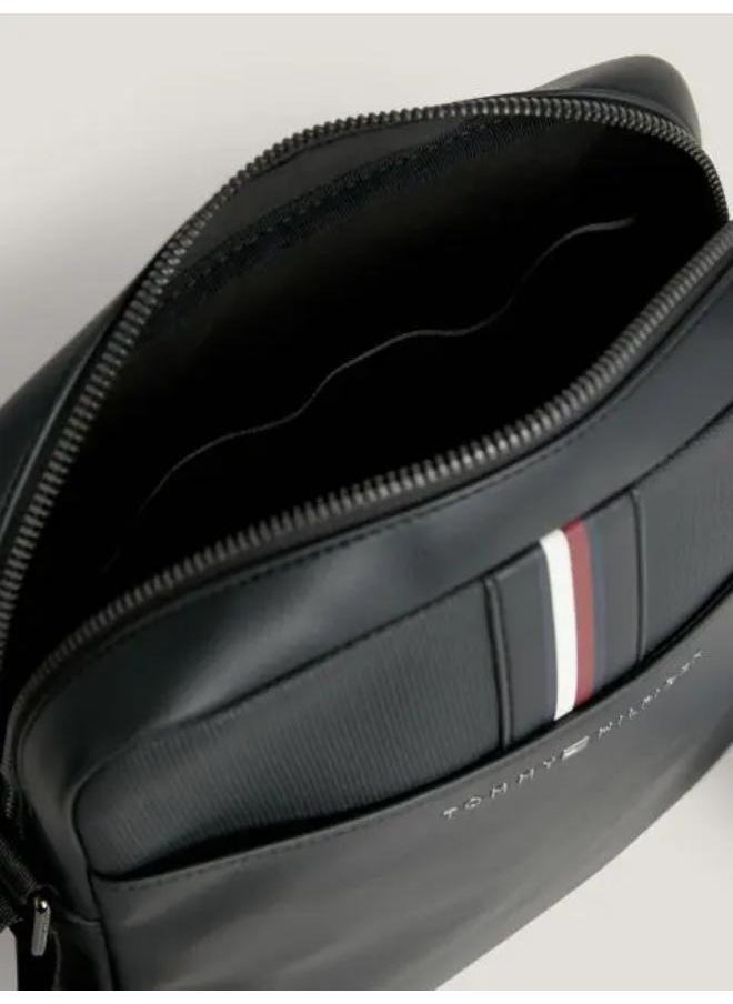 Tommy Hilfiger Plus - TOMMY HILFIGER Signature Reporter Bag - Image 1