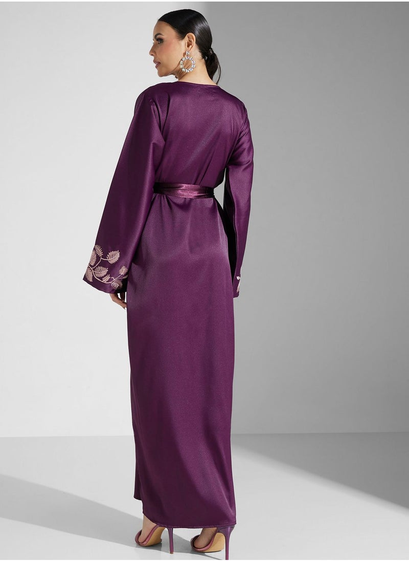 hayas closet - Embroidered Belted Jalabiya - Image 1