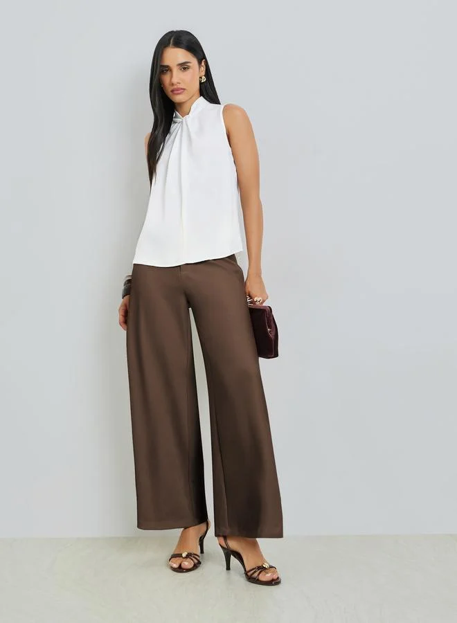 Styli White Knot Detail High Neck Sleeveless Blouse