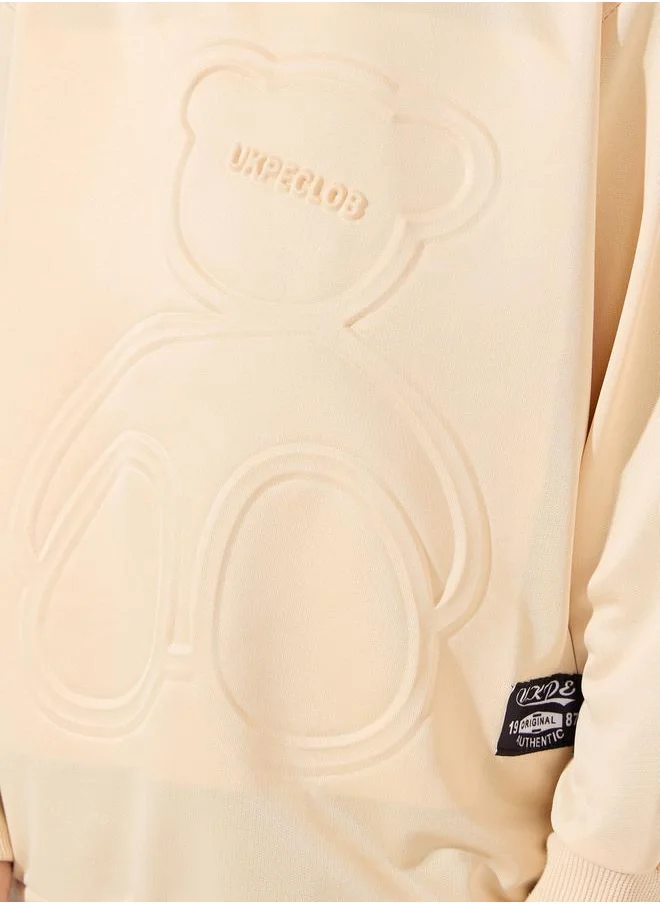 Styli Embossed Bear Pattern Sweatshirt