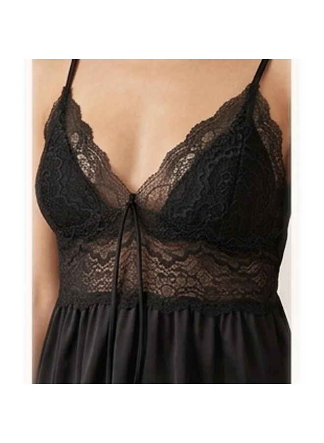 Caprisious Elegant Satin & Lace Cami Set with Matching Shorts