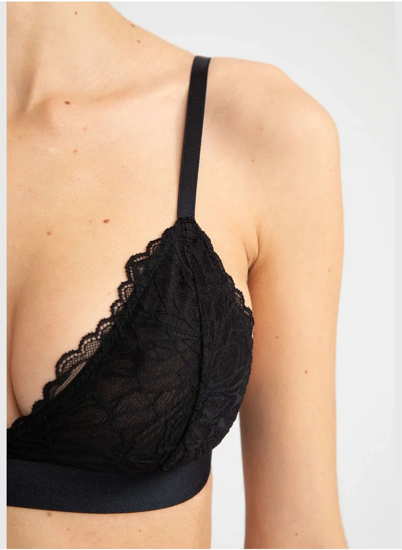DeFacto Triangle Bra with Lace detail