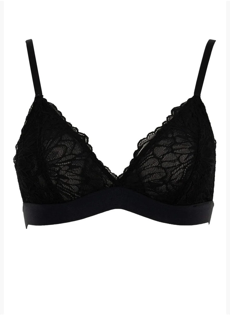 DeFacto Triangle Bra with Lace detail