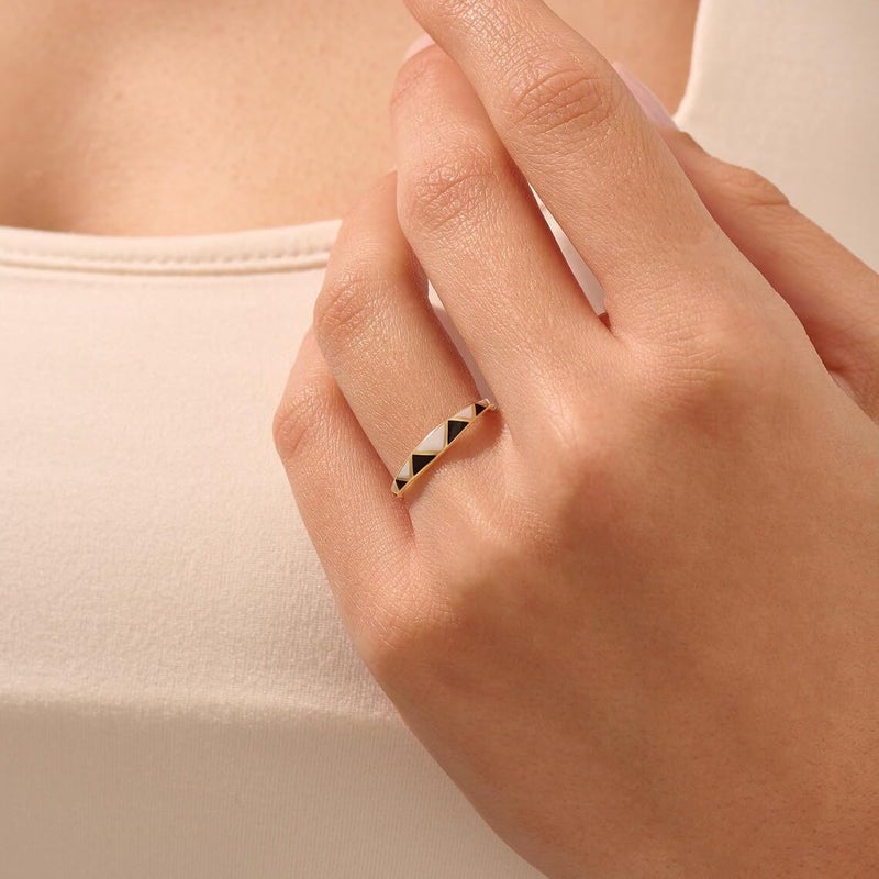 Kainier Triangle Signet Rings Polished Black and white Checkerboard Bands Knuckle Statement Pointer Finger Ring Comfort Fit Size 5-10 (8, Triangle rings) - Image 3