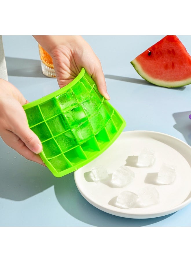 Large ice cube tray with lid, square stackable silicone ice cube mold for drinks, cocktails, bourbon soups and frozen desserts, easy to remove and free of BOA