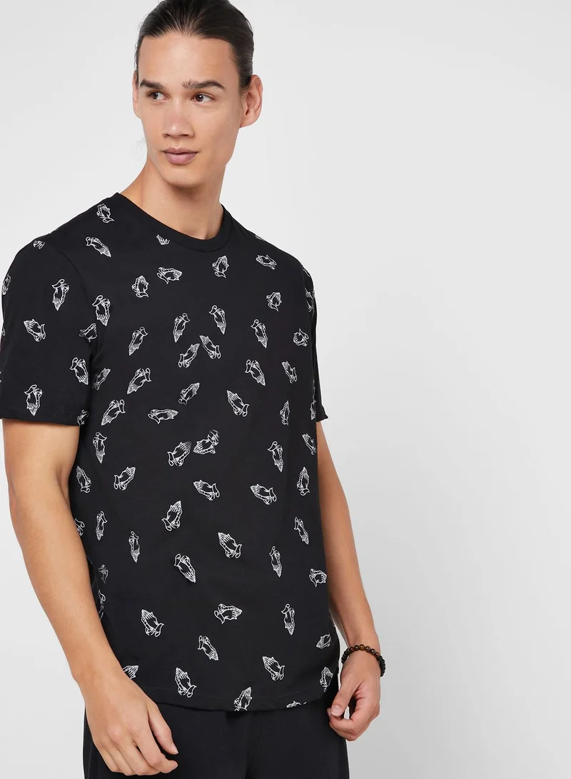 FOREVER 21 Praying Hands AOP T-Shirt