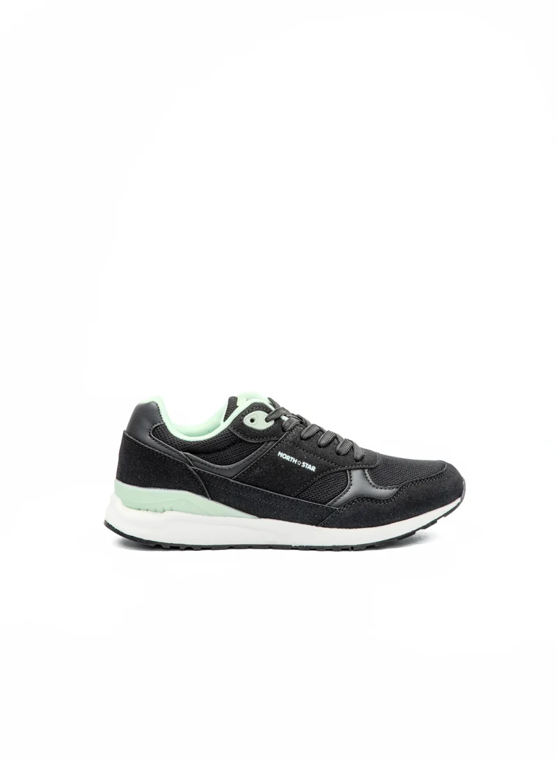 باتا حذاء رياضي مريح بطابع عملي