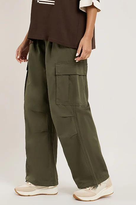 أر أند بي Solid Cargo Pants with Drawstring Waist