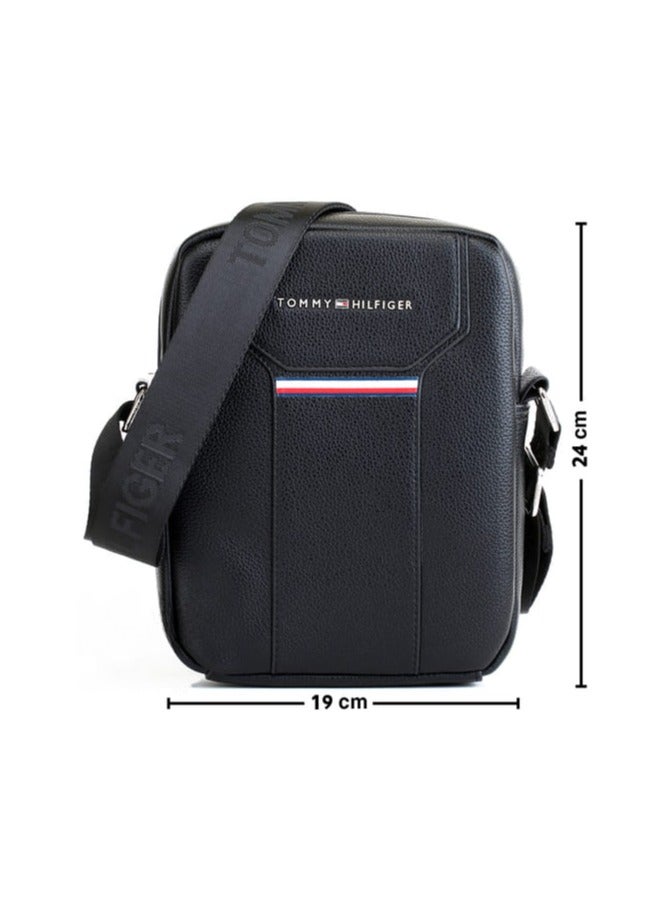 Tommy Hilfiger Plus Crossbody bag from Tommy Hilfiger for men, black  - Image 2