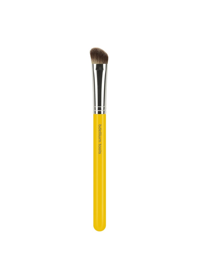 Bdellium Tools Bdellium Tools Professional Makeup Brush - Studio Series 939 Slanted Detailer - With Soft Synthetic Fibers, For Precise Contouring (Yellow, 1pc) 