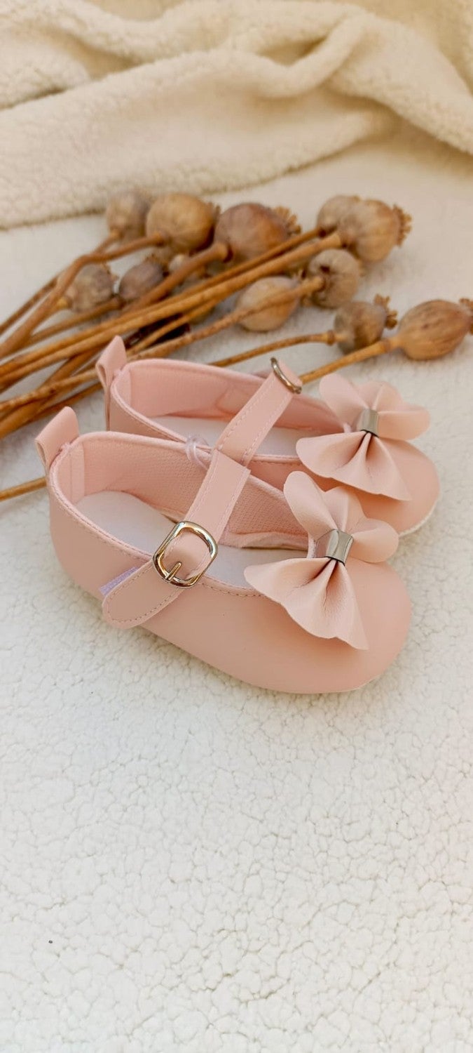 Bilge Trend Baby Girl Soft Sole Velcro Booties Shoes (18 No. 0-6 Months; 19 No. 6-12 Months Compatible) - Image 2