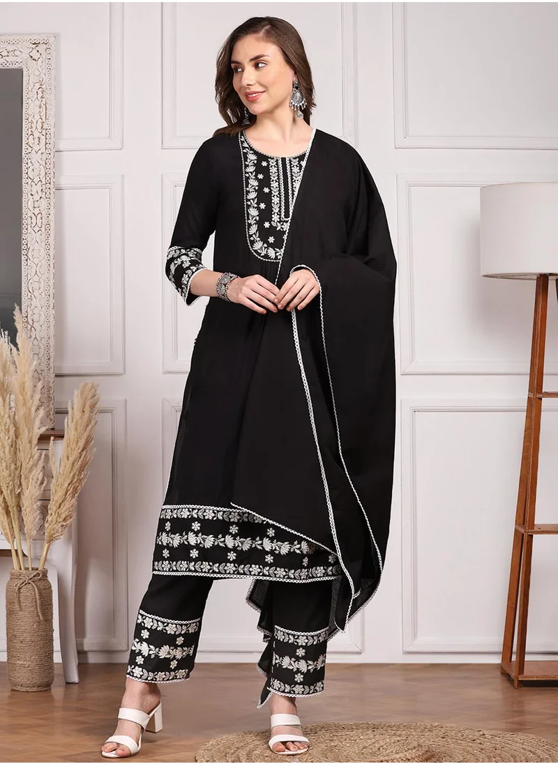 ISHIN Straight Fit Yoke Design Pattern Round Neck Three-Quarter Sleeves Black Colour Knitted Cotton Kurta Set for Women with Semi Elastic Closure - Perfect for your Festive Celebrations