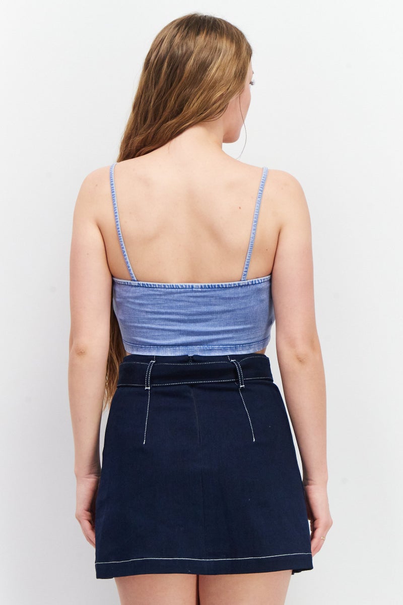 CHELSEA PEERS Women Square Neck Sleeveless Solid Crop Top, Blue - Image 4