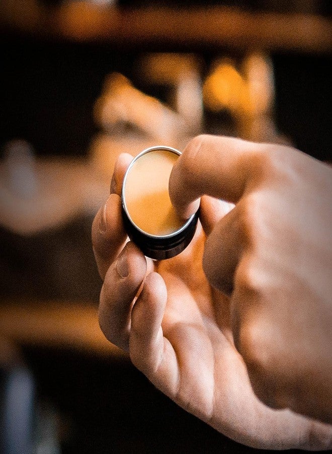 Charlemagne شمع شارب شارلمان - تثبيت قوي بالشمع الطبيعي - تم تطويره بواسطة الحلاقين وصنع في ألمانيا - شمع تصفيف الشارب واللحية للرجال - Image 3