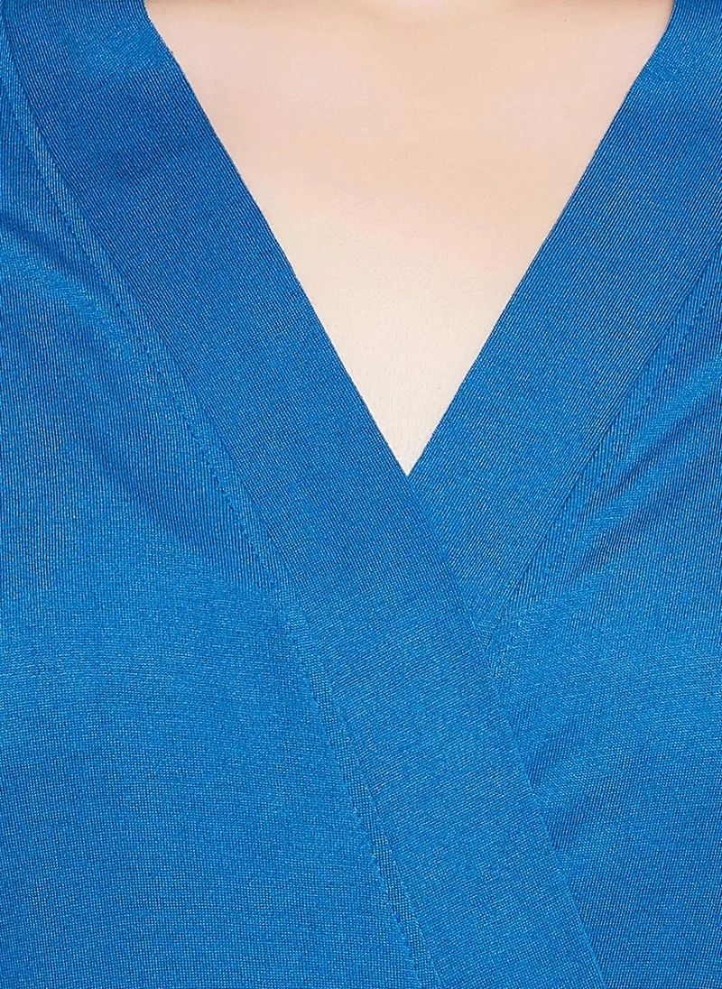 كلوفيا كلوفيا روب أساسي أنيق بلون أزرق كوبالت - فيسكوز