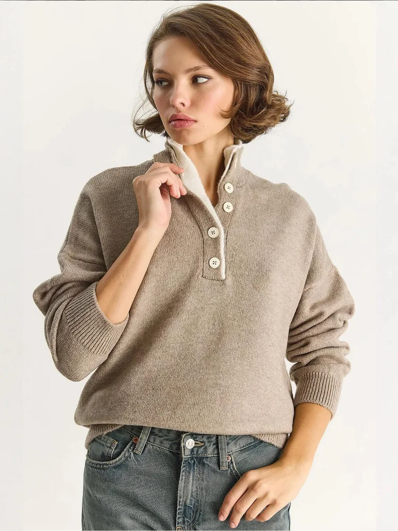 Bianco Lucci LUCCI Buttoned Sweater