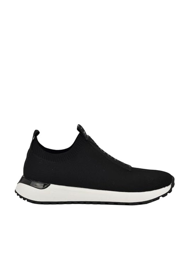 Guess Women's FARROO Sneaker, Black 001, 8.5 - Image 1
